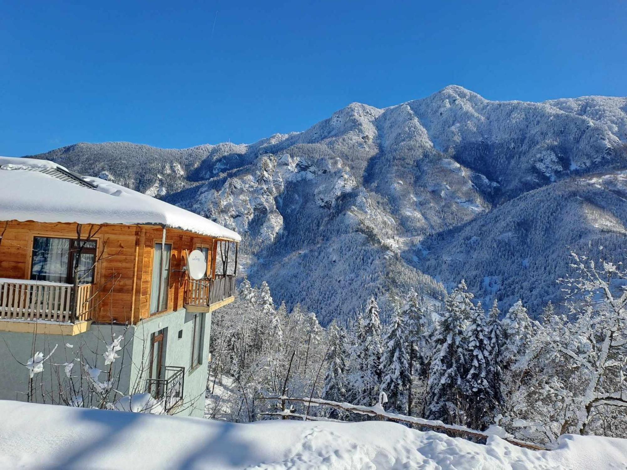 Hotel Khulo Lnn Kültér fotó
