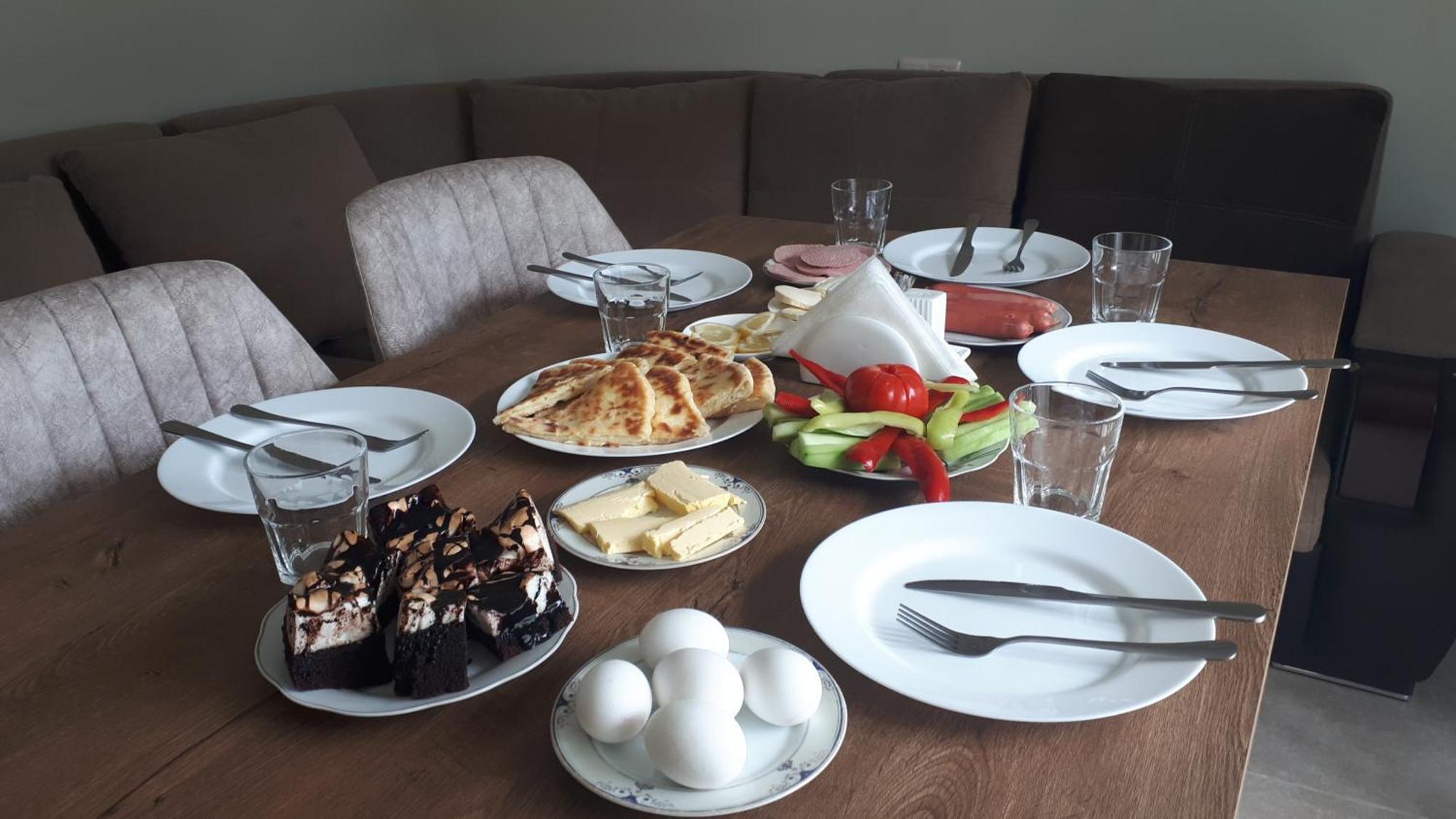Hotel Khulo Lnn Kültér fotó