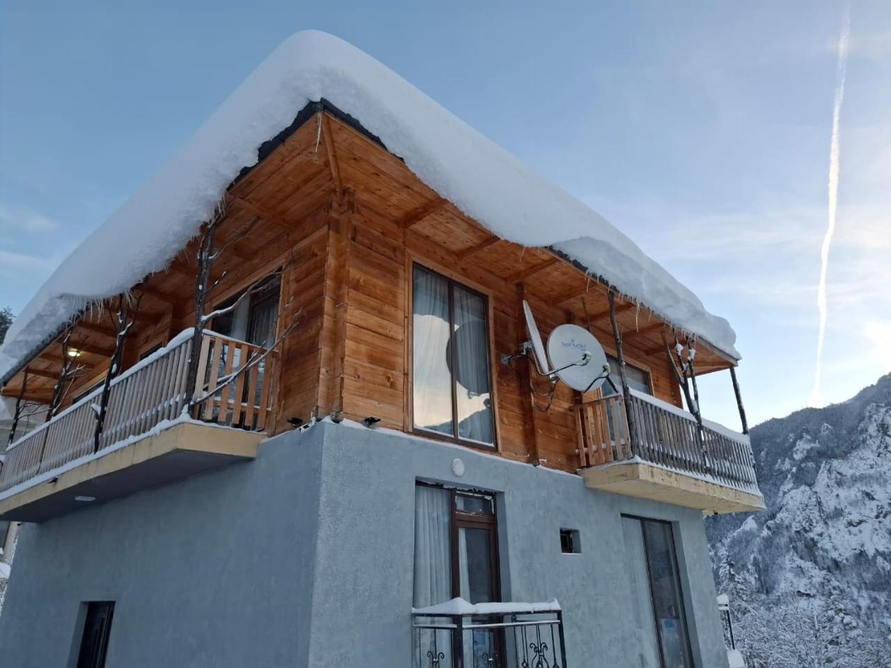 Hotel Khulo Lnn Kültér fotó