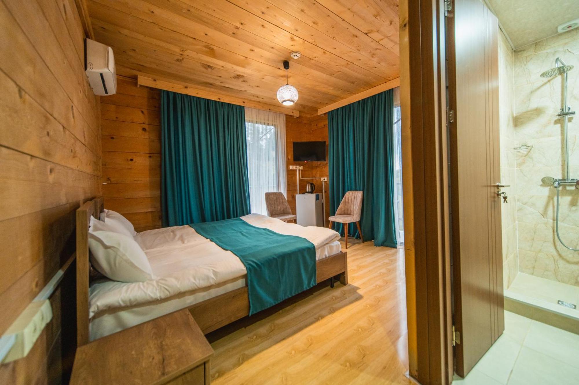Hotel Khulo Lnn Kültér fotó